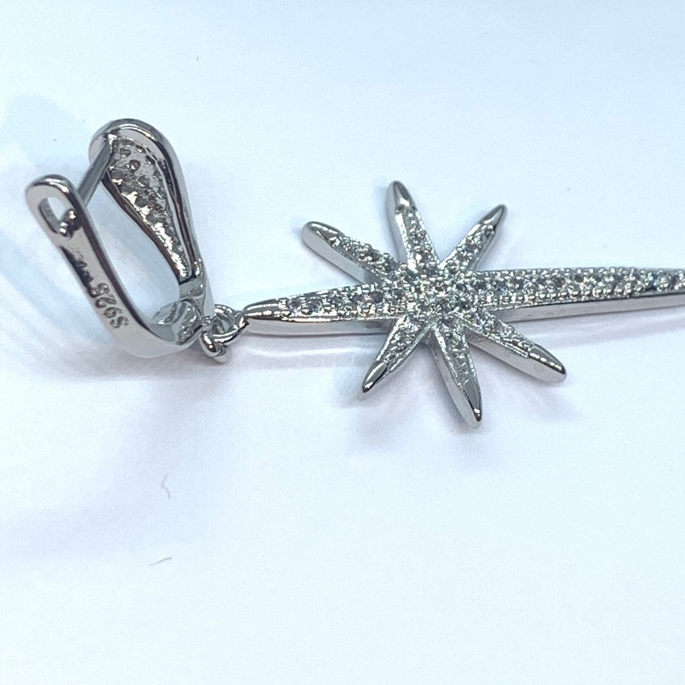 🌟 Sterling Silver 925 Big Diamond Star Earrings - Picture 8 of 9